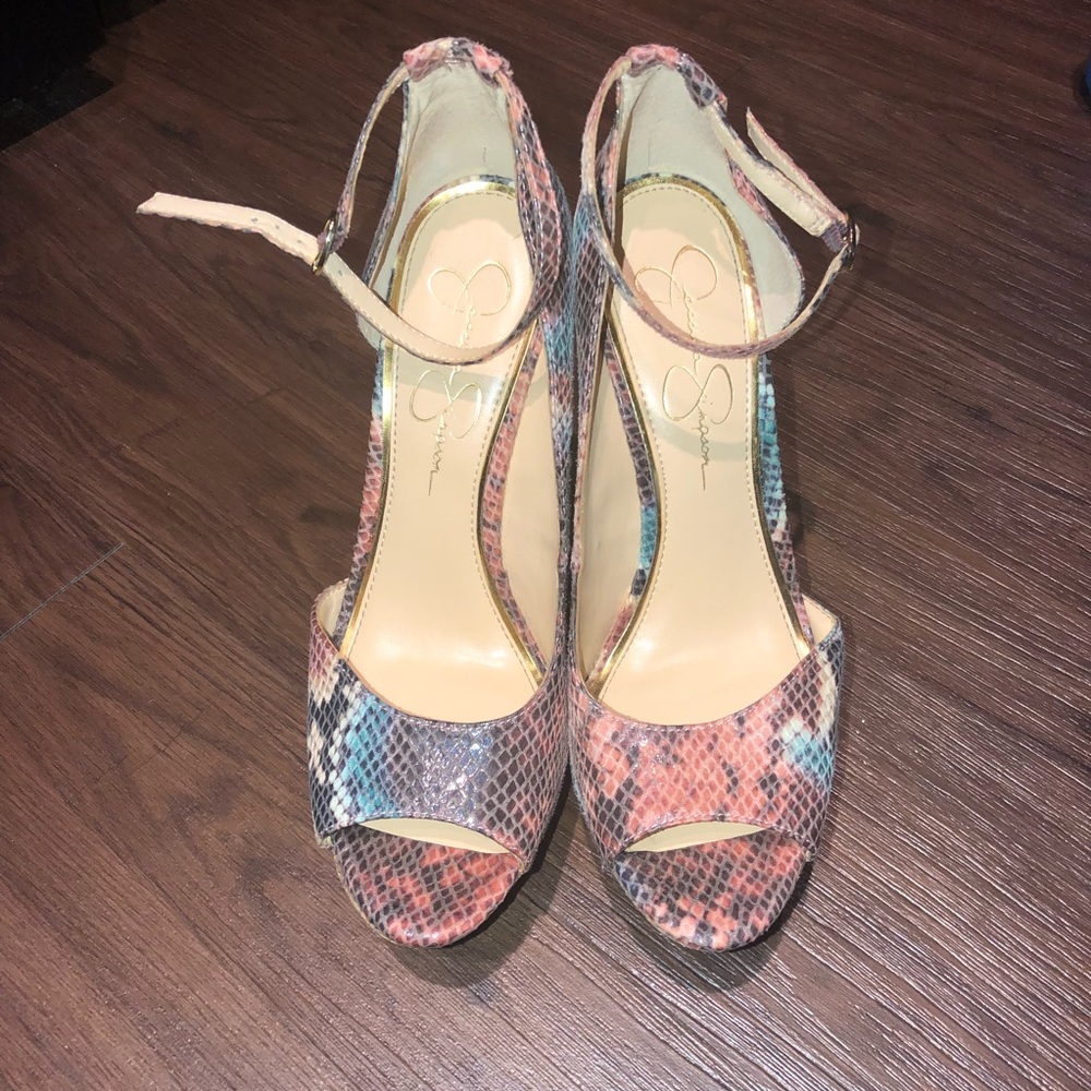 Jessica Simpson wedges